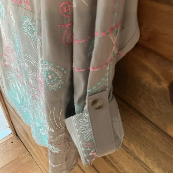 Soft Surroundings Gray Blouse with Pink and Blue Embroidery - Picture 5 of 7